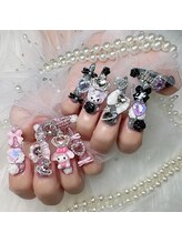 ゴテゴテ派手ネイルお任せください☆