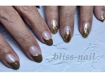 ブリスネイル(bliss-nail)/変形フレンチ