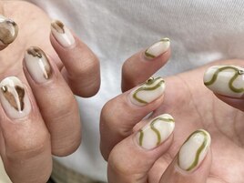 個性派ニュアンスネイル