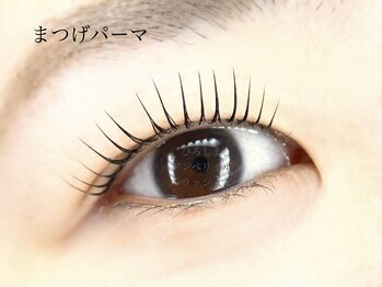 アンベリイルラッシュ(Embellir Lash)/まつげパーマ立ち上げデザイン