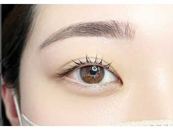 アンジェリック ビナウォーク海老名店(Angelic)の写真/根元から綺麗に立ち上げる美まつ毛★ケラチン配合のまつ毛パーマorパリジェンヌで、やりすぎない可愛さを。