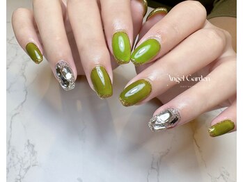 エンジェルガーデンネイル 池袋店(Angelgarden nail)/大人ネイル|みどりxゴールド