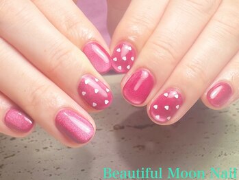 ビューティフルムーン ネイル 本厚木(Beautiful Moon Nail)/ハートホログラムネイル