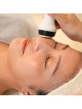 ジゼル(Giselle)の写真/【エステティックグランプリ経験者の実績】たるみ・毛穴・くすみなど、年齢と変化する肌悩みを根本改善。