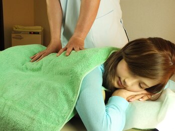 らくらく庵の写真/痛気持ちよさがクセになる！心地よく深く届く本格もみほぐしで溜まった疲れを“グッと”癒す至福の時間♪