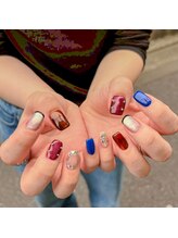 サロンドティス 学芸大学(salon de tis)/スタッズネイル