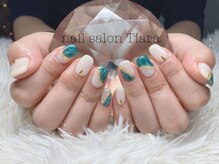 ティアラ(Tiara)/大理石　ネイル