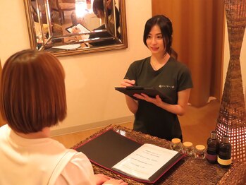 パックポーン 西28丁目店/カウンセリング