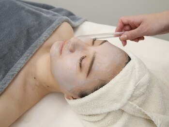 ナル(Nalu)の写真/《低価格×高技術》フェイシャル脱毛でお化粧ノリがUP♪化粧水等の浸透力もUPし水光肌に…☆