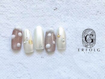 エアフォルクギンザ 横浜店(ERFOLG GINZA)/キュートな雪ネイル