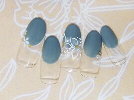 フラワーフレンチネイル
