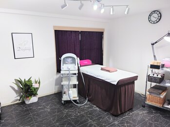 ジュゴン(Dugong)/店内【船橋駅脱毛】