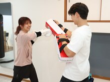 ペガサス トレーニングジム 八尾久宝寺店(Pegasus training gym)/楽しく痩せるミット打ち