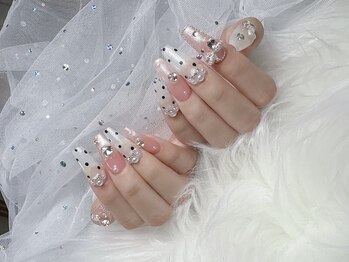 アミネイル(Ami Nail)/ワンホンガーリーネイル