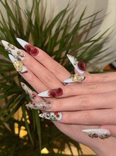 ネイル スタジオ ビビディバビディブー(nail studio BBB)/