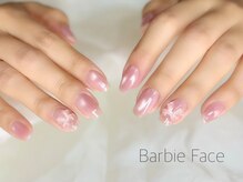 バービーフェイス 恵比寿(Barbie Face)/マグネットミラーの蝶々ネイル