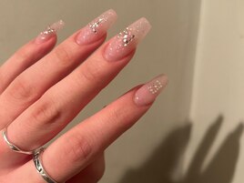 イニシャルネイル