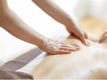 プラス 四条烏丸(Plus+)/リンパマッサージには脱毛が必要