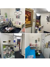 磨凛/サロン内観