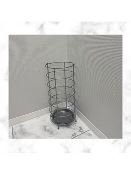 ホワイト 上乃木南店(WHITE)/傘立て