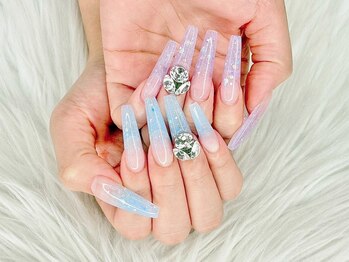 ビューティー ライン 藤沢店(BEAUTY LINE)の写真/《スカルプ歴15年》薄くても折れない・浮かないモチが良いと定評！ジェルチップの長さ出しもお勧めです♪
