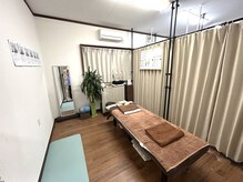 ケアスポット イーズ(care spot e's)の雰囲気（整体、マッサージ、足つぼ、ヘッドケアなど完全個室で施術します）