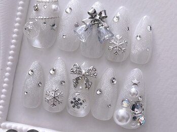 ミュウミュウ(miumiu)/冬限定ネイル特集