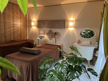 フィールチャンピ/フェイスとシロダーラの部屋