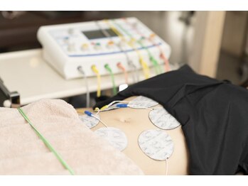 トラスト整体院 小池院/EMSマシン（寝たまま筋トレ♪）