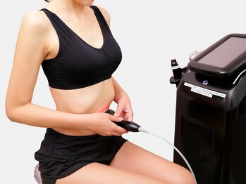 ララモ(LALAMO)の写真/【喜多見駅徒歩3分】ご自宅ではできない最先端マシーンで、セルフエステ♪定額制の方は24H利用可能