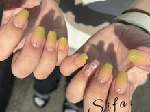 シファ(Sifa.)/グラデーションネイル