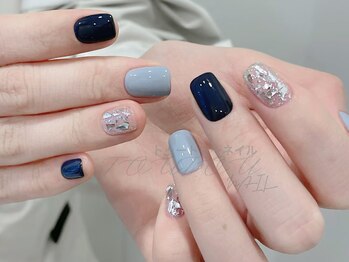 トゥートゥー(TOUTOU)/水色ネイルxシルバー