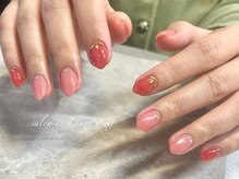 サロンドランジェ(salon de Lange)/苺ネイル