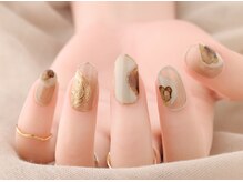 エムスラッシュ ソル センター南(M.SLASH SOL)/個性派ニュアンスネイル