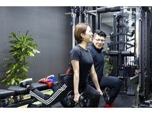 ヘルスファーストジム(Health 1st GYM)/ジム　トレーニング風景