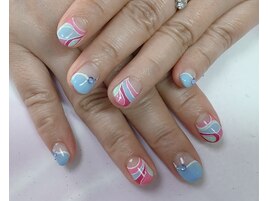 プッチ柄ネイル