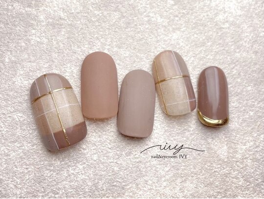 2025年冬】チェック柄のネイルデザイン集｜人気順｜ホットペッパー  