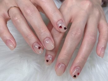 サリナスネイル 西院店(SARINASNAIL)の写真/【ご新規様限定★オフ・ケア込シンプルネイル¥6000】艶感溢れる大人上品ネイルで見惚れる指先に◎