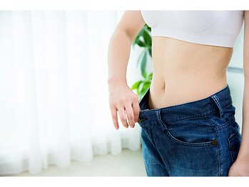 わかば整骨院の写真/身体の歪みを改善し理想の体型へ導く!!痩せやすい身体をつくり、代謝を上げる為の全身姿勢矯正を行います。