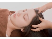 ベルーチェ(Beluce)/炭酸ヘッドマッサージ45分