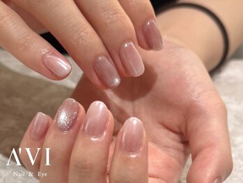 アヴィ CoCoLo新潟店(A'VI)の写真/駅直結なので買い物ついでに短時間で綺麗が叶う!日常に溶け込むシンプルネイルやニュアンスネイルが得意◎