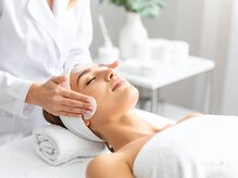 お客様のお悩みの原因を探り、褒められるお肌へ導きます