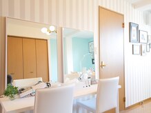 ネイルアンドまつげエクステ専門サロン スリー(THREE)/内観☆