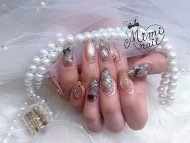 黒×白チェックネイル