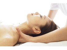 ビューティーサロン ラ ルーチェ(beauty salon La Luce)の雰囲気（平日はオールハンド施術がお得♪筋膜癒着を緩め辛いコリを改善！）