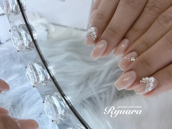 リュアラ(Ryuara)/ビジューネイル