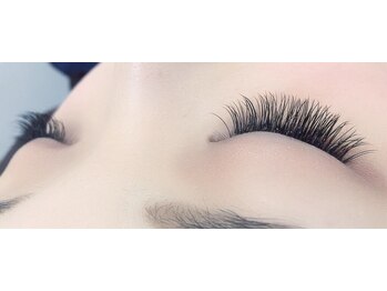 キュアバイアニーアンドジーノ(Qa by Annie&Gino)/朝のお化粧の時短にも◎