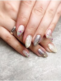 うるつや押し花ネイル