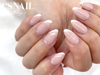 エスネイル 新宿西口店(es NAIL)の写真/芸能人御用達ブランド♪定番ネイルを豊富にご用意!!ニュアンスネイル・綺麗めネイル・くすみカラー等対応！