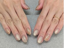 グミ(gumi)/上品ネイル